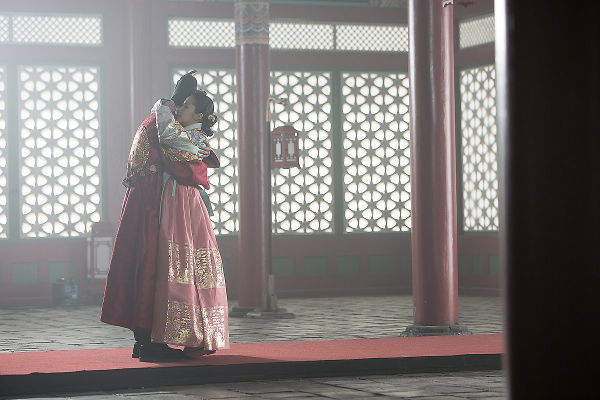 Park Min Young As Shin Chae Kyung & Yeon Woo Jin As Lee Yeok In Queen For Seven Days